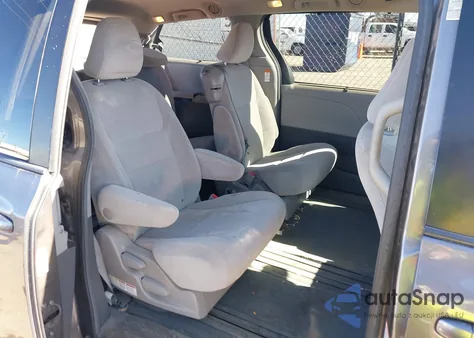 2016 Toyota Sienna Le 8 Passenger from USA, damaged, VIN 5TDKK3DC5GS713637